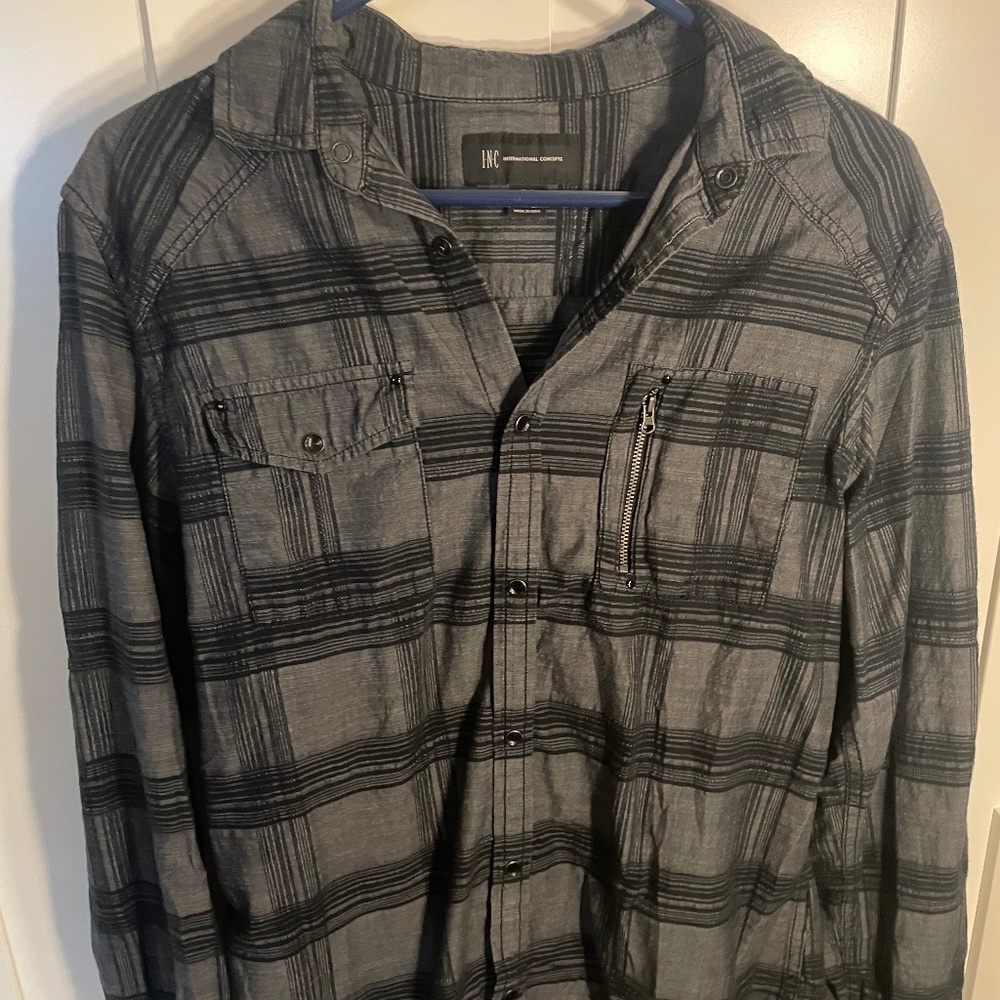 Inc. brand Medium Men’s Casual Button Down Shirt